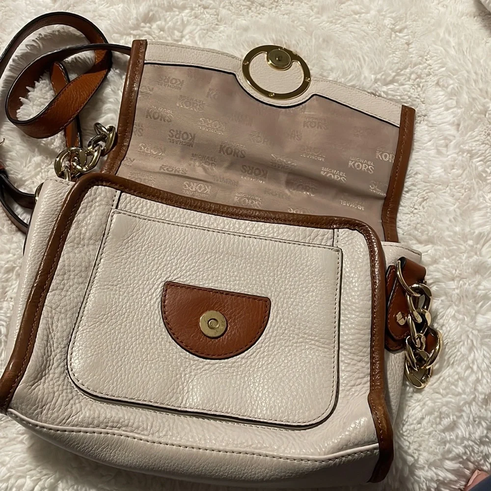 Michael Kors white and brown crossbody‎ - Picture 6 of 9